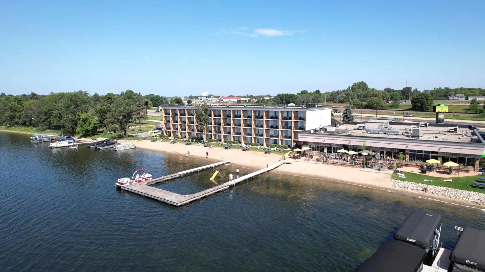 Holiday By Ihg 3* Detroit Lakes